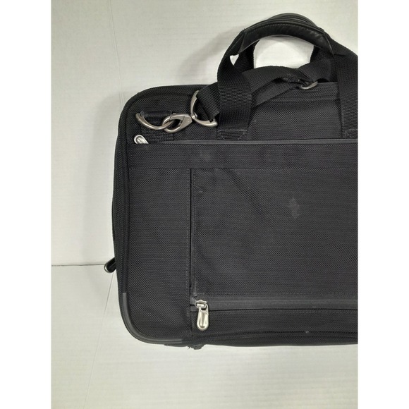 Briggs & Riley Travelware Expandable 17"x 13" Cabin Laptop Bag Black BB104X-4 - Picture 7 of 11